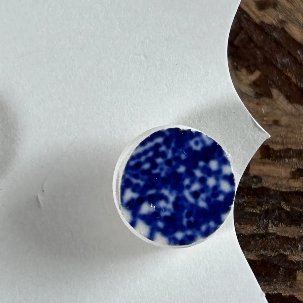 Handmade Broken China Earrings Small Circle Chinoiserie Vintage Style 1